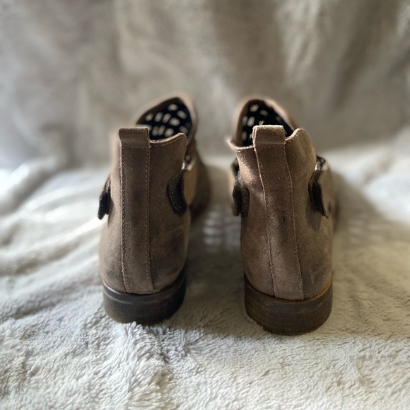 Musse &Cloud cut out ankle-high booties. Brown leather size 7 - Picture 4 of 4